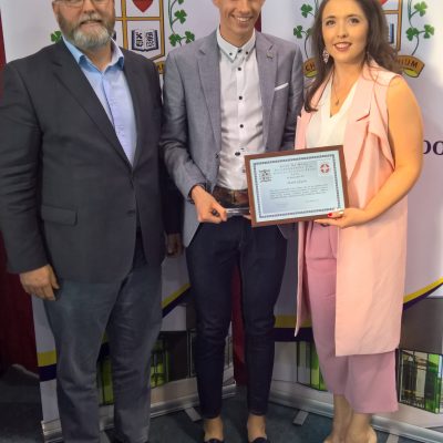 Science Award winner Mark Glynn with Ms Nugent & Mr Pat Sammon (Bord na Mona)